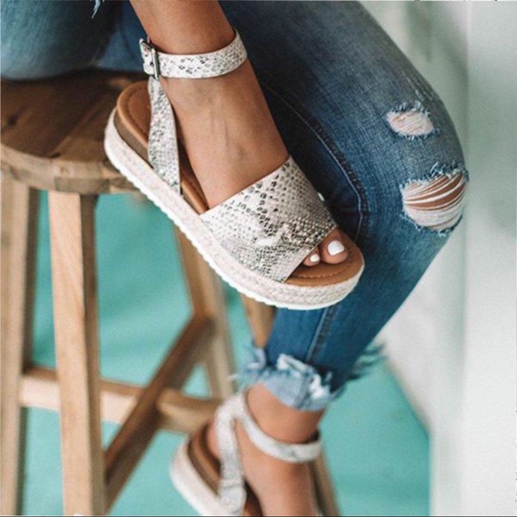 NEW! Snakeskin Print Espadrille Flatform Sandals - Picture 2 of 3